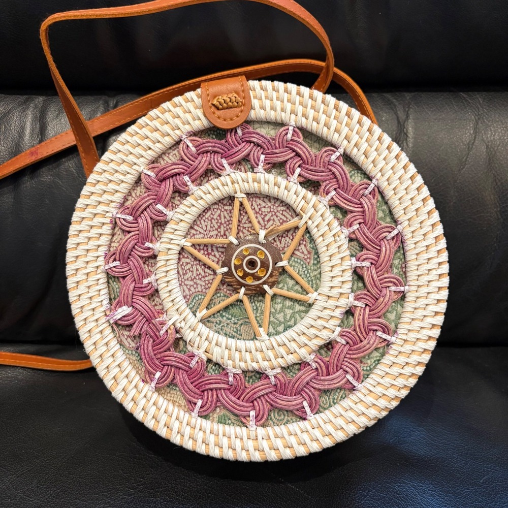 Rattan Crossbody Bag Women Tan Purple Woven Wicker Star Detail Batik-Lined NEW